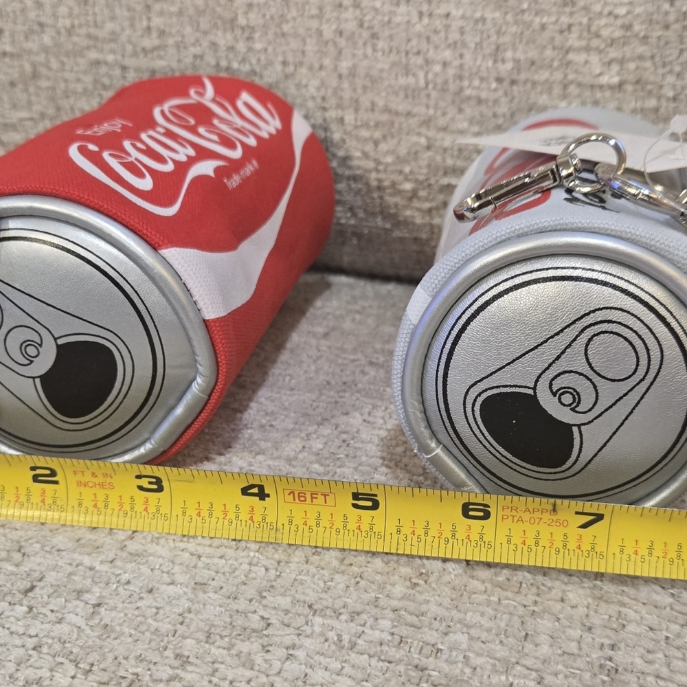 Coca-Cola Red and White Zippered Purses - Picture 4 of 12